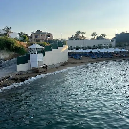 Girne Karaoglanoglu 別荘