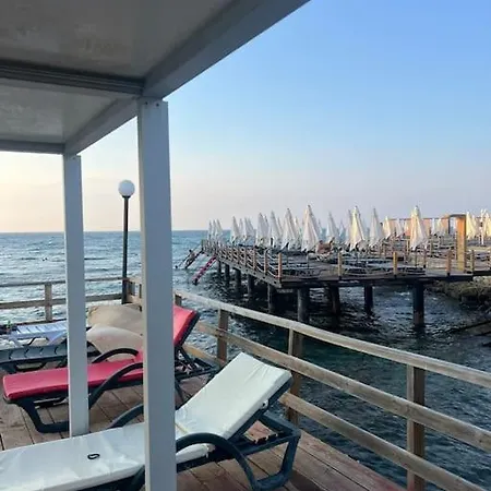 Girne Karaoglanoglu * Agios Georgios (Kyrenia)