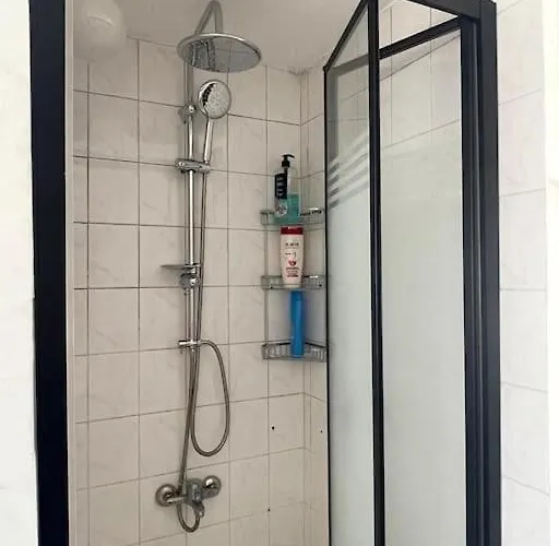 Girne Karaoglanoglu *