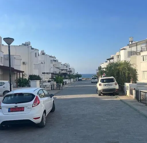 Girne Karaoglanoglu Agios Georgios (Kyrenia)