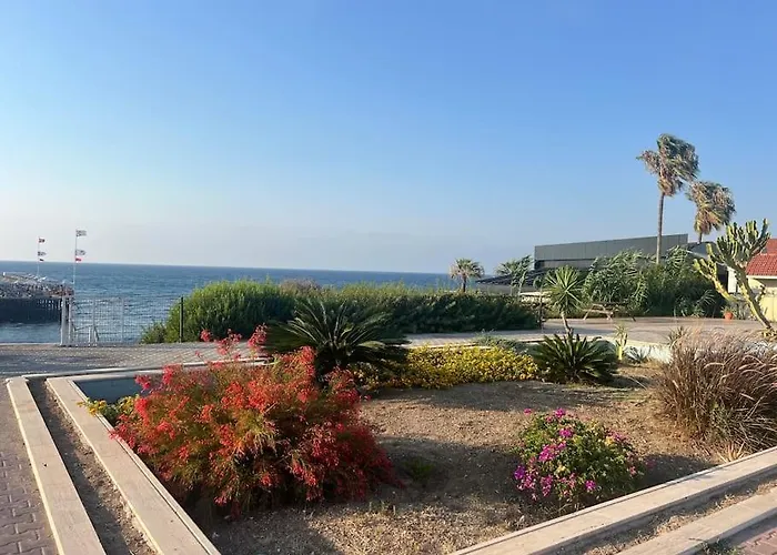 Girne Karaoglanoglu *