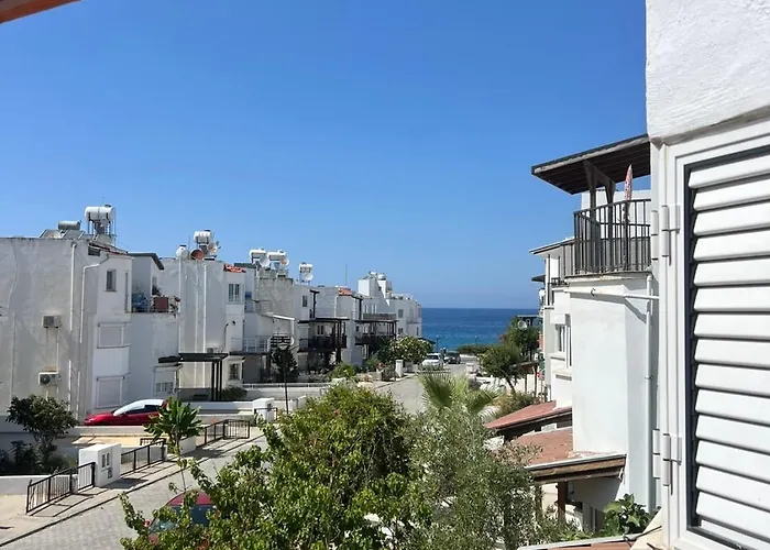 Girne Karaoglanoglu Agios Georgios (Kyrenia)
